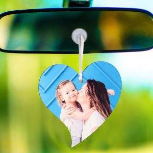 הדפסה על מתלה לרכב מעץ לב