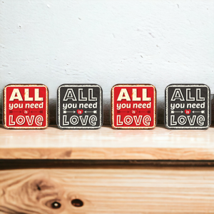 סט 4 תחתיות עץ להזמנה כמותית עם מעמד - ריבוע, בין-1-10-סטים