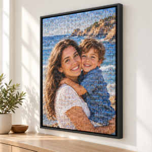 פסיפס על קנבס 70×50 ס״מ — מבט מהצד על המסגרת המרחפת השחורה ועומק הקנבס