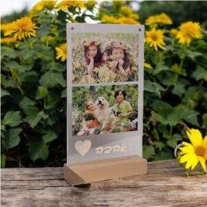 מסגרת אקרילית מוארת באהבה 2 תמונות