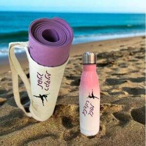 סט מתנה לאישה: בקבוק תרמי ותיק למזרן יוגה בהדפסה אישית